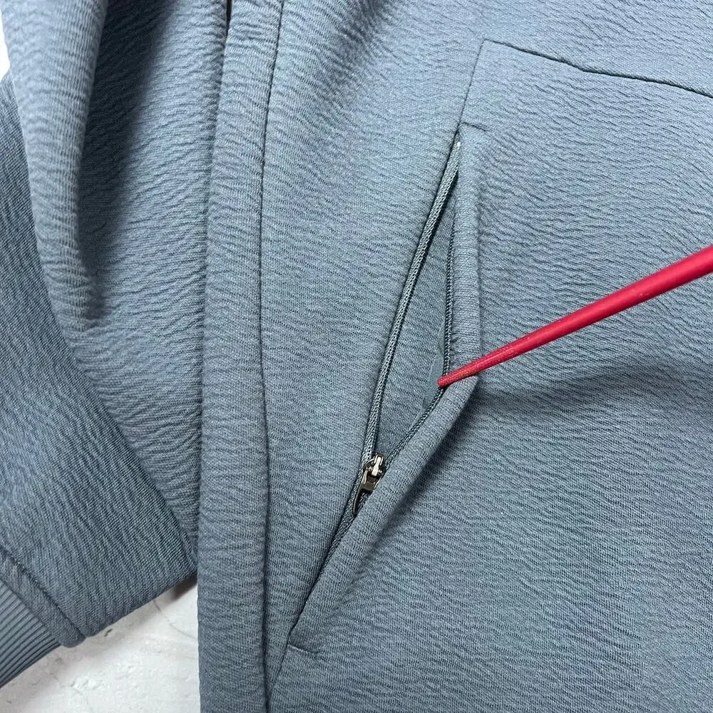 Lululemon Textured Spacer Bomber Jacket Gray Mens Size L Technical Pocket NWT